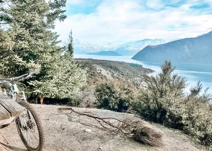 Avalanche Place * Wanaka